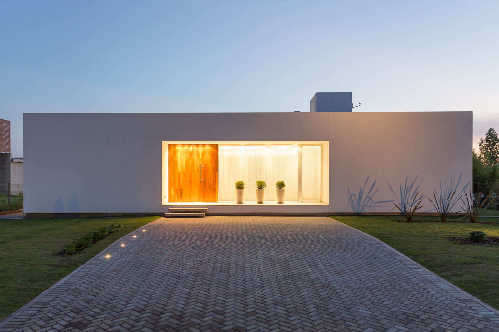 Casa C Puerto Roldan, VISMARACORSI ARQUITECTOS VISMARACORSI ARQUITECTOS 모던스타일 주택