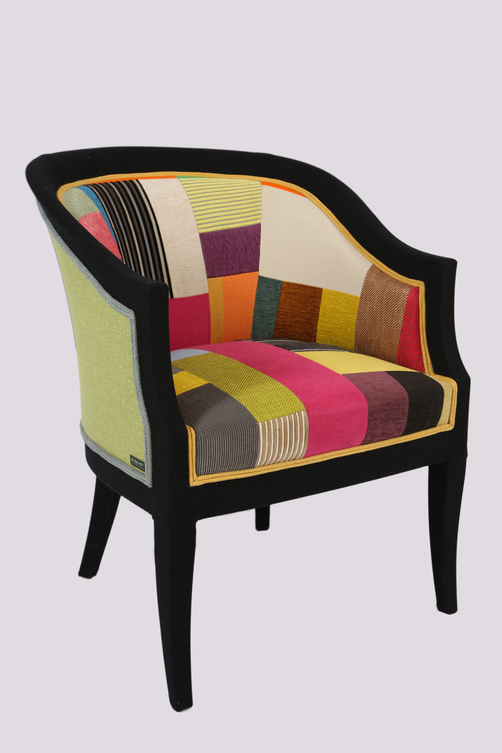 Colour Block Chair Studio180° غرفة المعيشة الغزل والنسيج Amber/Gold Sofas & armchairs
