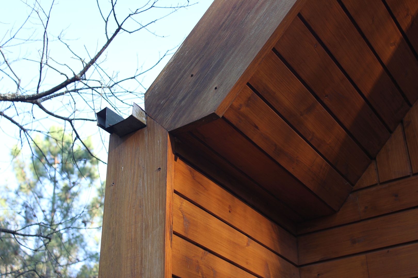 Casa em Cabeça Santa (Penafiel, Portugal), NORMA | Nova Arquitectura em Madeira (New Architecture in Wood) NORMA | Nova Arquitectura em Madeira (New Architecture in Wood) Casas rústicas Madera maciza Multicolor