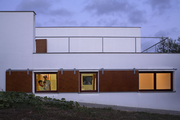 Eira House, SAMF Arquitectos SAMF Arquitectos Modern houses