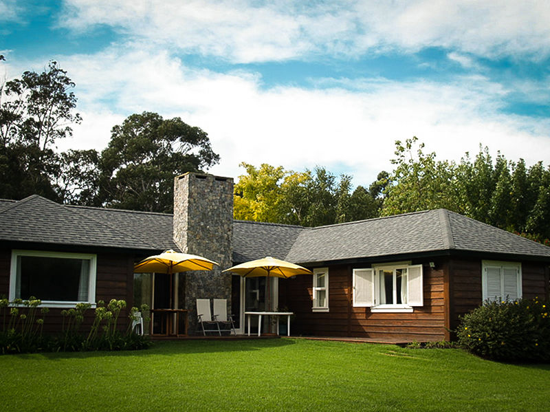 CASA AMUI Marayui Country Club Chauvín Arquitectura Casas rurales Madera Acabado en madera