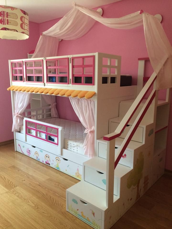 Beliche Casinha com Escada Estante, Oficina Rústica Oficina Rústica Eclectic style nursery/kids room Solid Wood Multicolored Beds & cribs