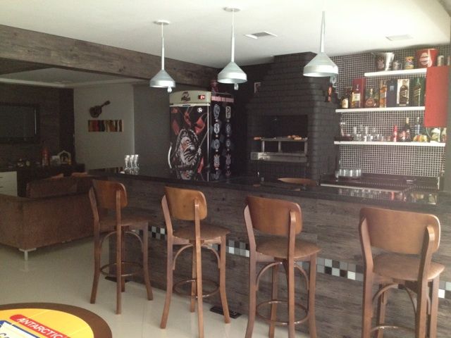 BAR RESIDENCIAL, Impar Arquitetura Impar Arquitetura 에클레틱 발코니, 베란다 & 테라스 가구