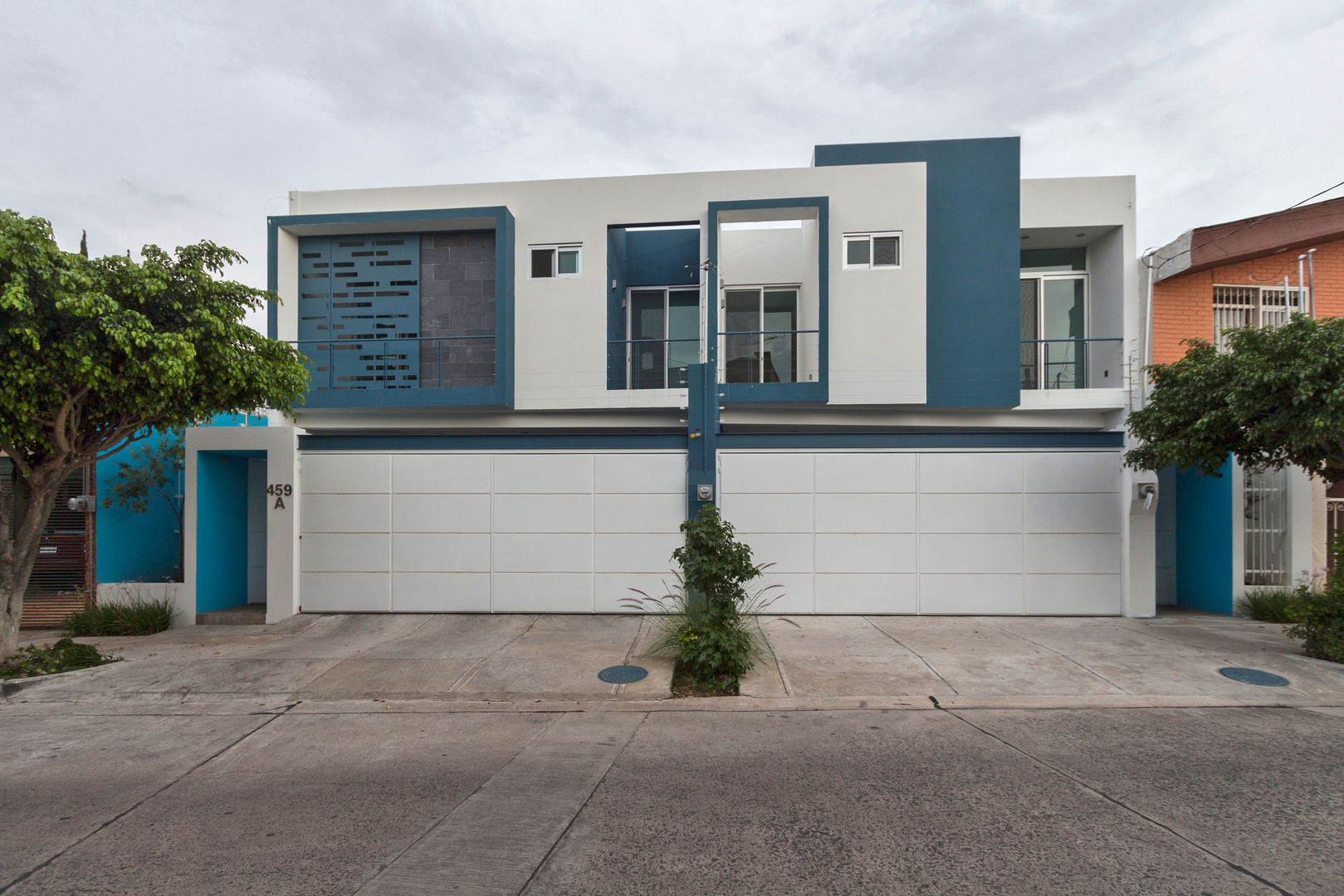 Casas Trapecio, INDICO INDICO Modern houses