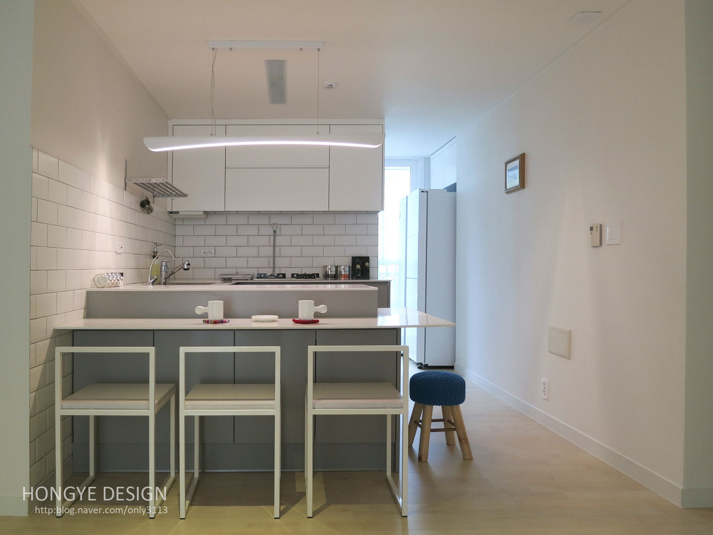 거실의 서재화 , 은혜로운 집 _ 25py, 홍예디자인 홍예디자인 Kitchen
