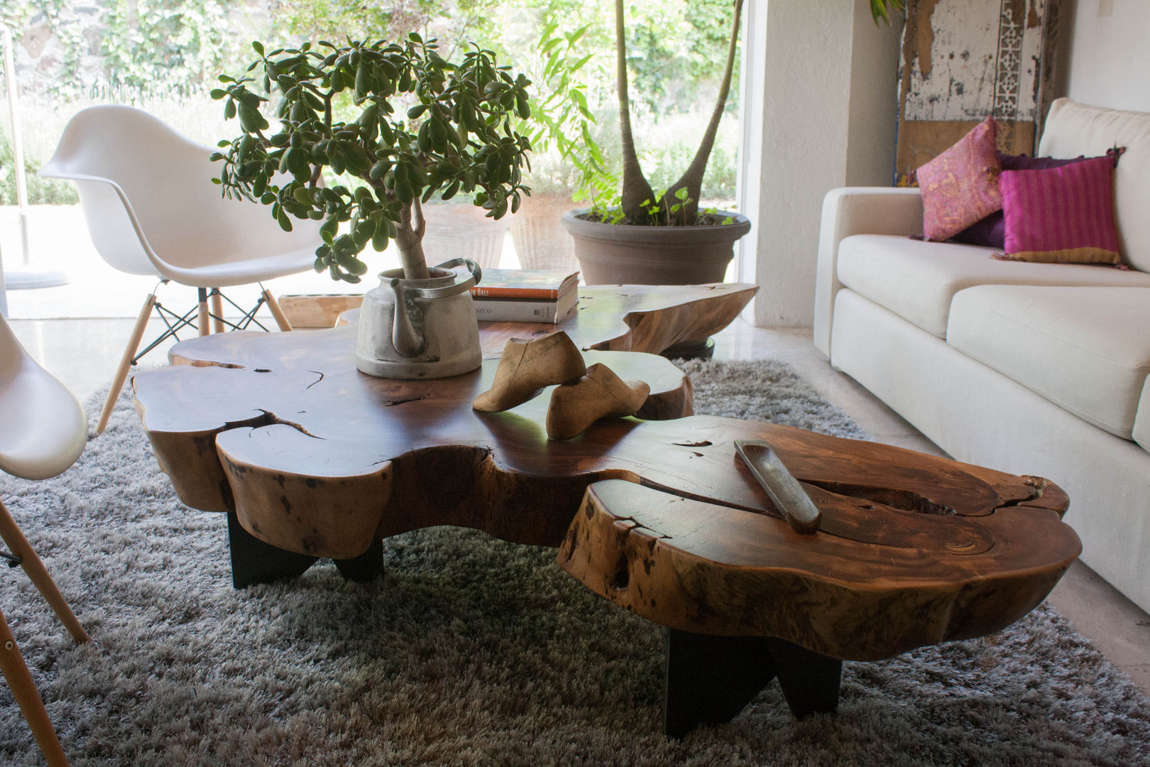 RODAJAS DE MADERA DE CENTRO DE SALA, MADRE VETA MADRE VETA Modern living room لکڑی Wood effect Side tables & trays