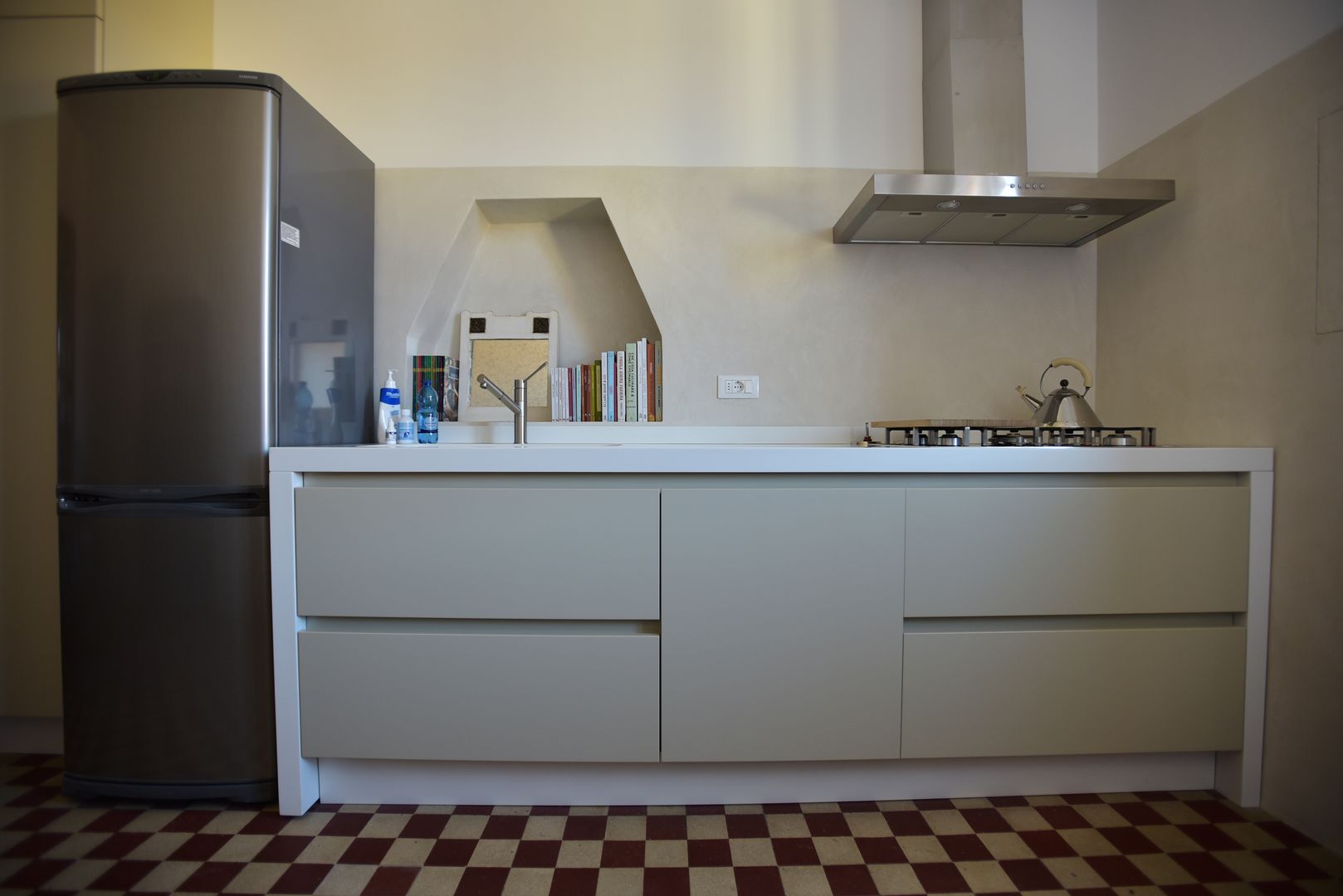 Restauro San Zeno (Verona), K.B. Ristrutturazioni K.B. Ristrutturazioni Classic style kitchen Tiles