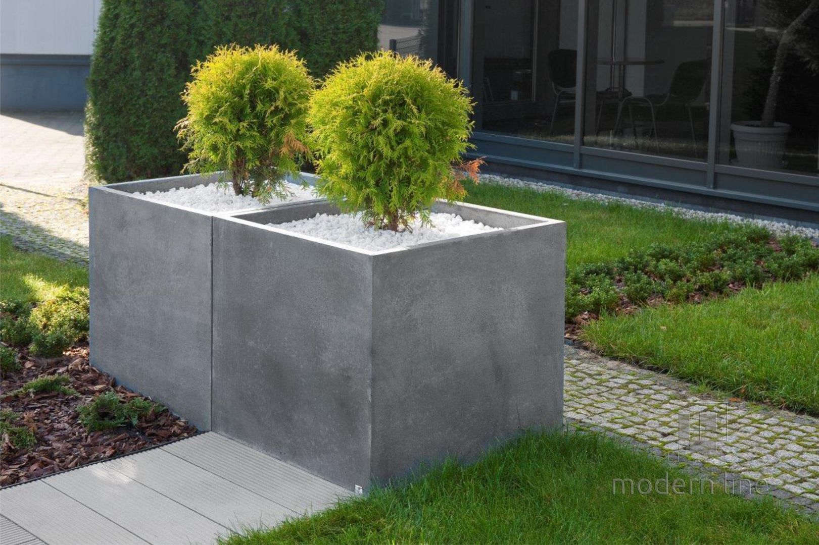 Beton architektoniczny w przestrzeni publicznej, Modern Line Modern Line Jardin moderne