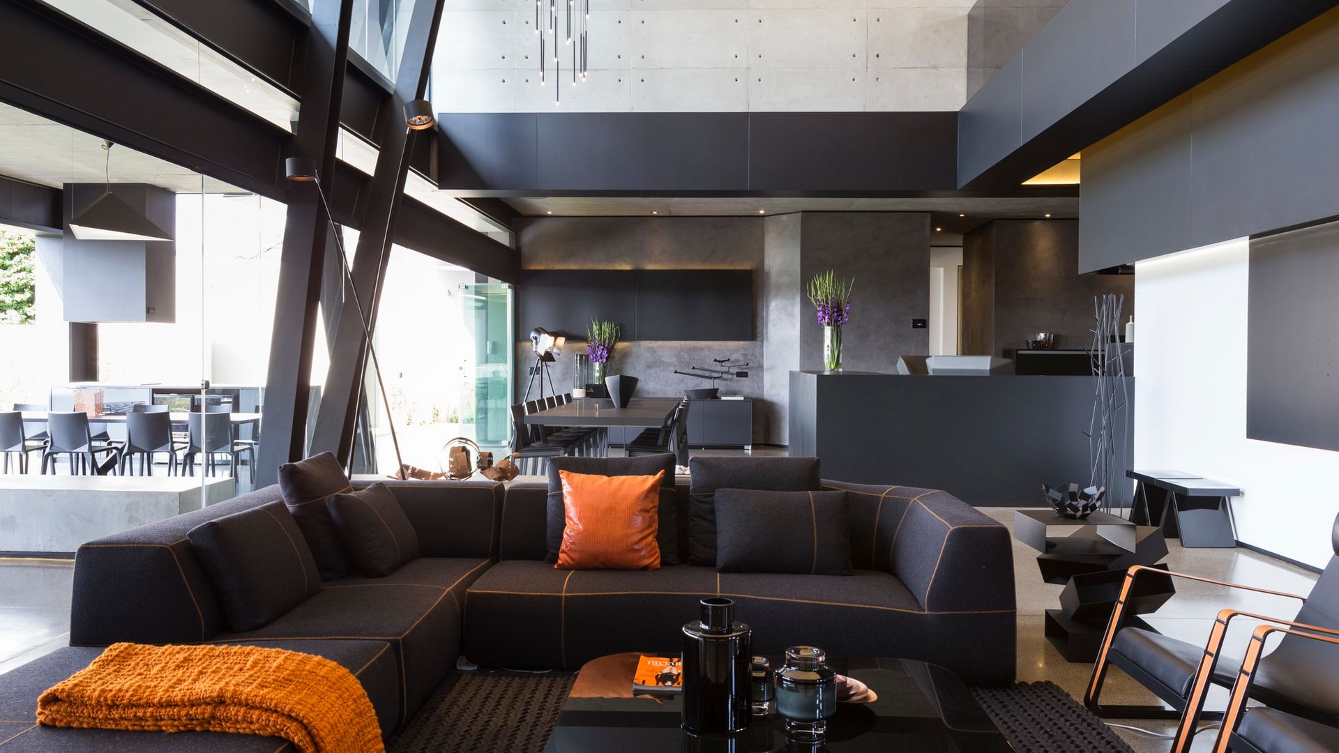 House in Kloof Road , Nico Van Der Meulen Architects Nico Van Der Meulen Architects Living room