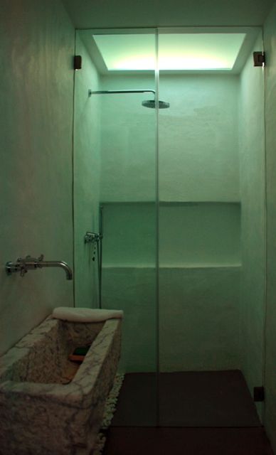 Moradia TM, Visual Stimuli Visual Stimuli Phòng tắm phong cách hiện đại