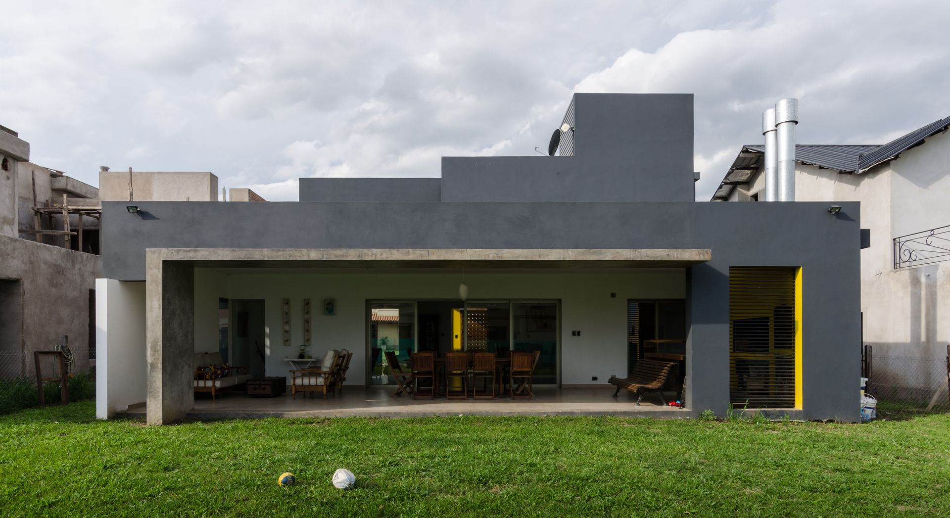 Casa Los Tipales L78, M2a Arquitectura M2a Arquitectura モダンな 家