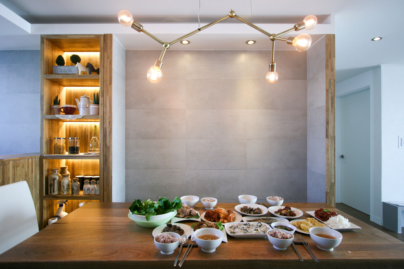 은은하고 심플한 럭셔리 하우스_31py, 홍예디자인 홍예디자인 Modern Kitchen