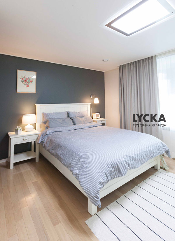 내추럴 스타일 인테리어 역삼그레이튼아파트, LYCKA interior & styling LYCKA interior & styling ห้องนอน
