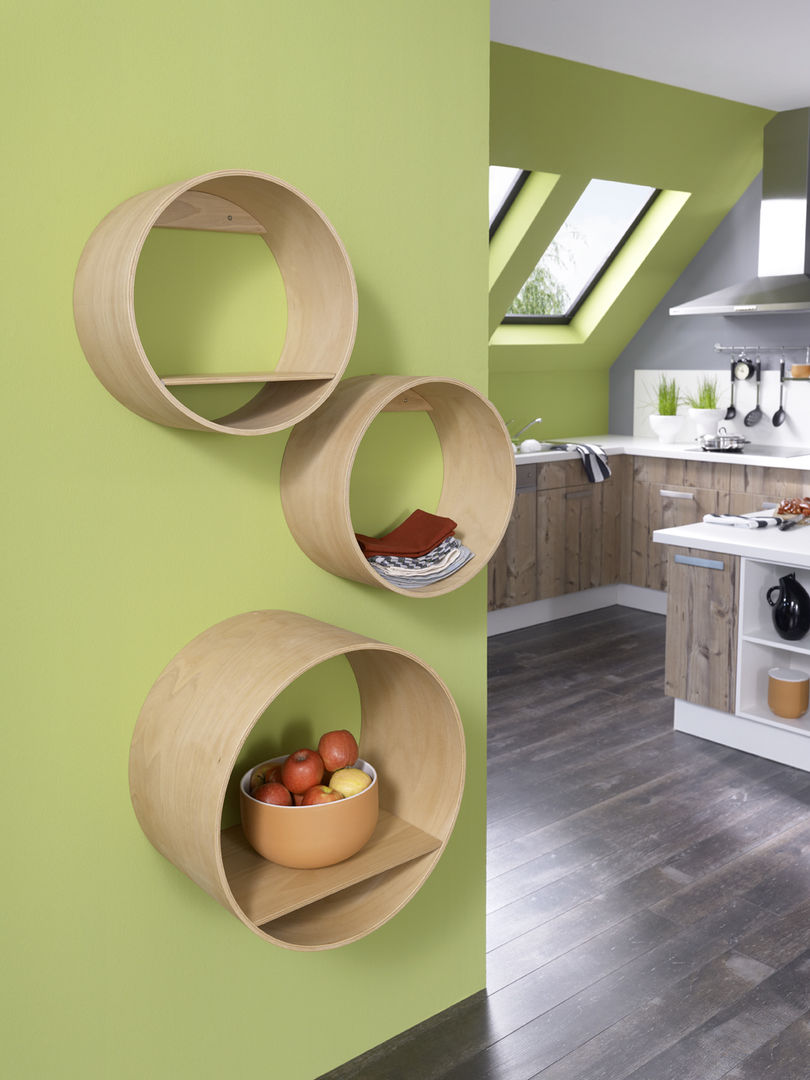 Flexi Tube Nature - Regalsystem, Kißkalt Designs Kißkalt Designs Nhà bếp phong cách chiết trung Gỗ Wood effect Cabinets & shelves