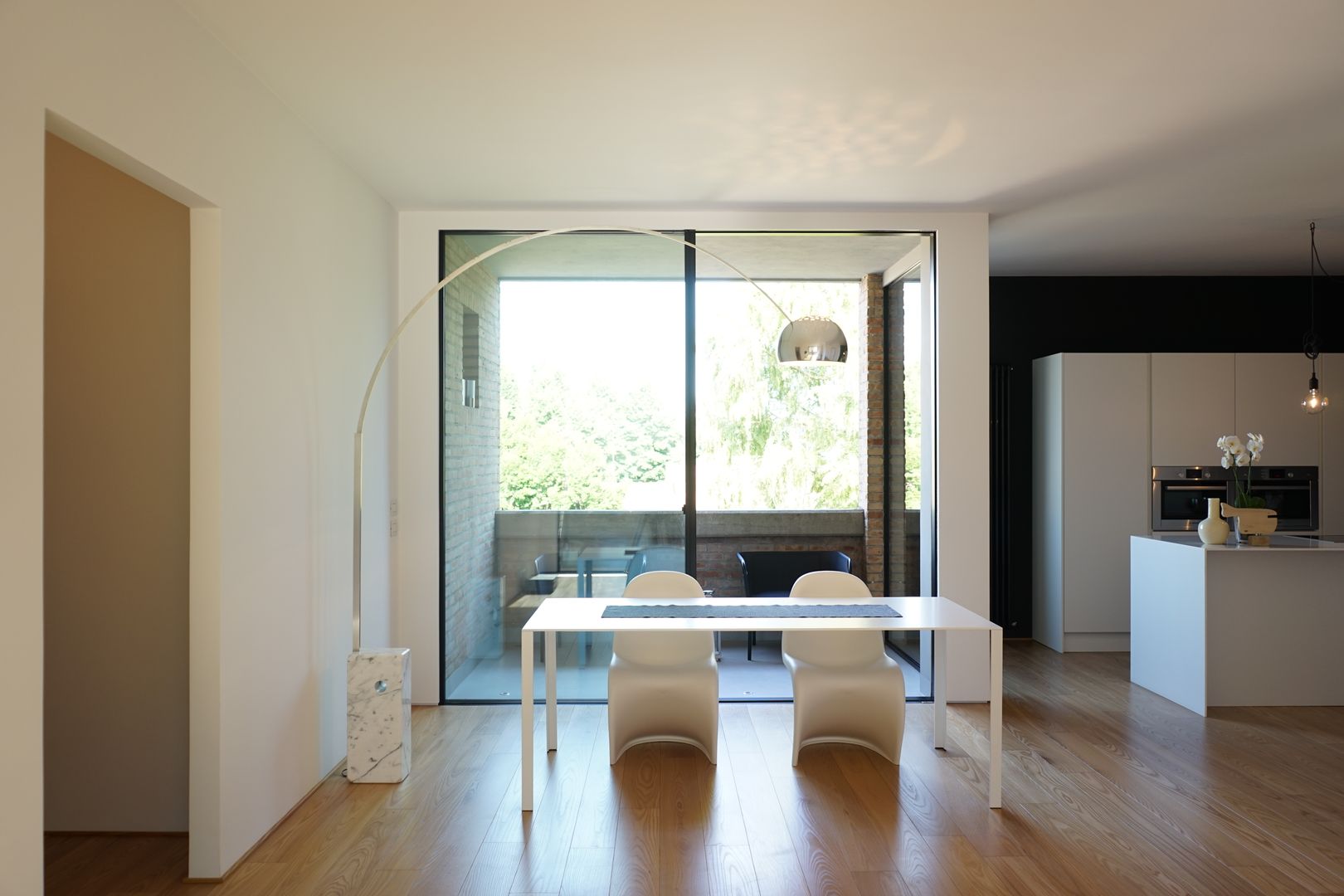 Appartamento D+P, Andrea Gaio Design Andrea Gaio Design Modern dining room