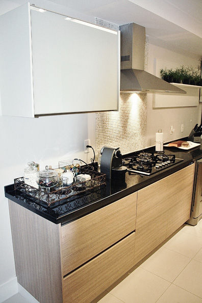 homify Modern kitchen