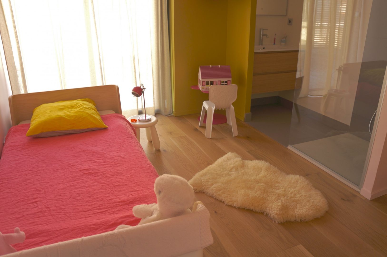 Maison - Parc bordelais, AGENCE-COULEUR AGENCE-COULEUR Детская комната в стиле модерн
