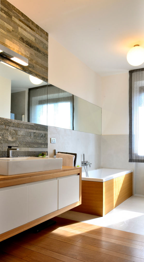 house e_f, Federico Pisani Architetto Federico Pisani Architetto Modern Bathroom