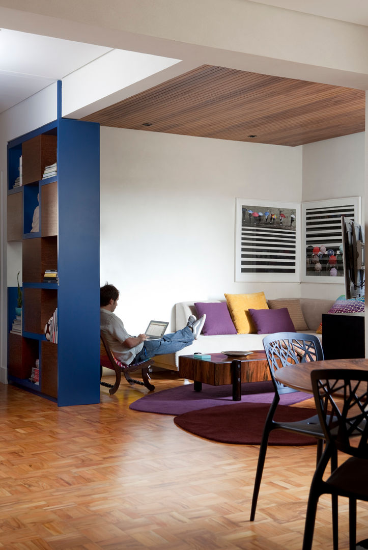 Apartamento Gabriel Monteiro da Silva, Bruschini Arquitetura Bruschini Arquitetura 모던스타일 거실 액세서리 & 장식