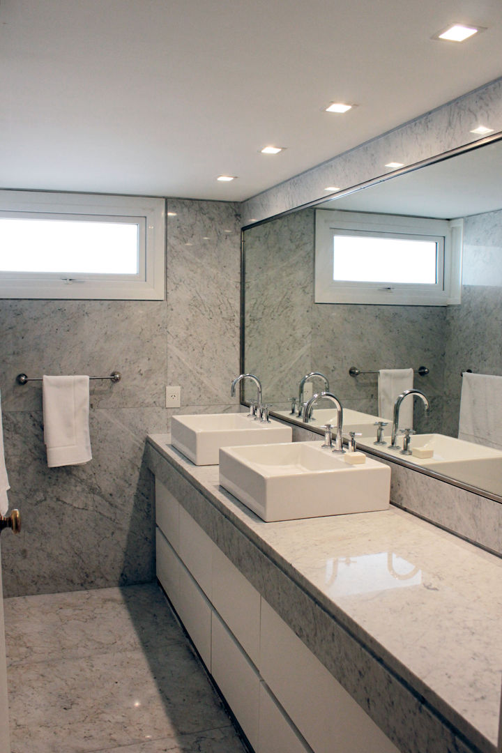 Departamento Cavia, DDC.ARQ DDC.ARQ 現代浴室設計點子、靈感&圖片 大理石