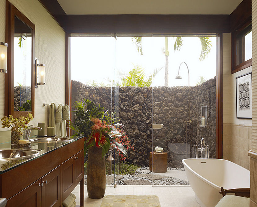 Outdoor Shower Extension HelenaLombard Ванная комната в стиле модерн