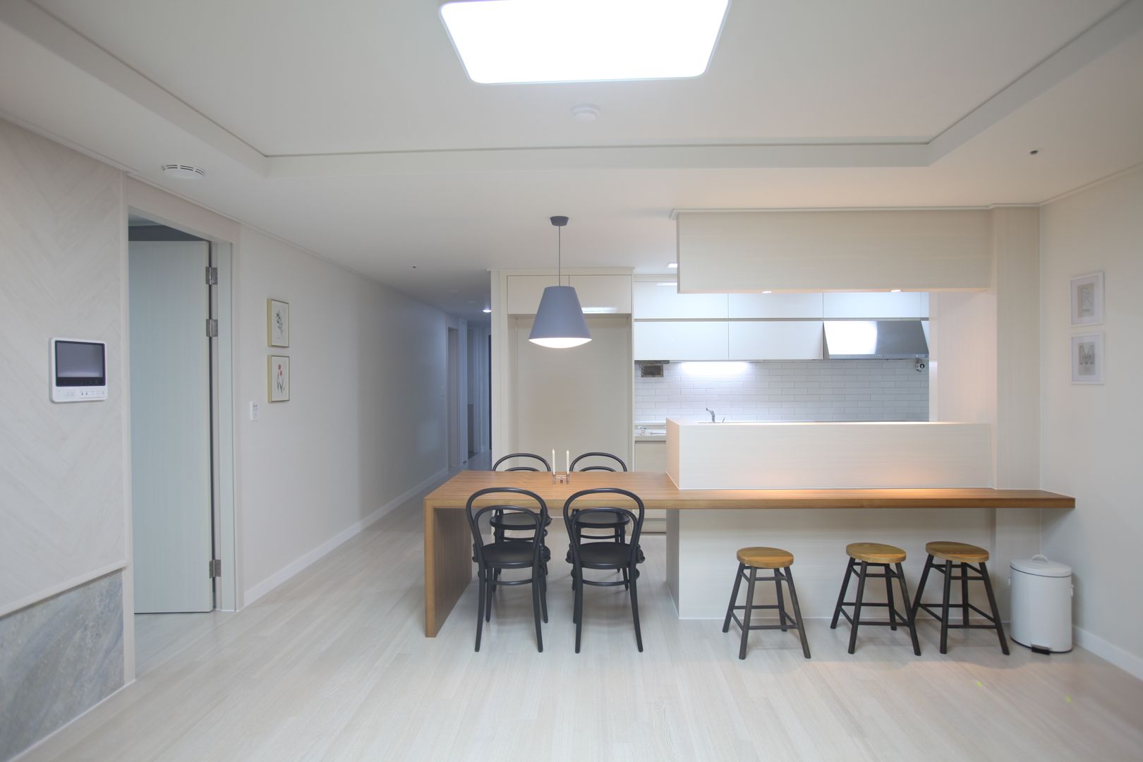 부산 더 샵 파크시티 , dall & style dall & style Moderne eetkamers