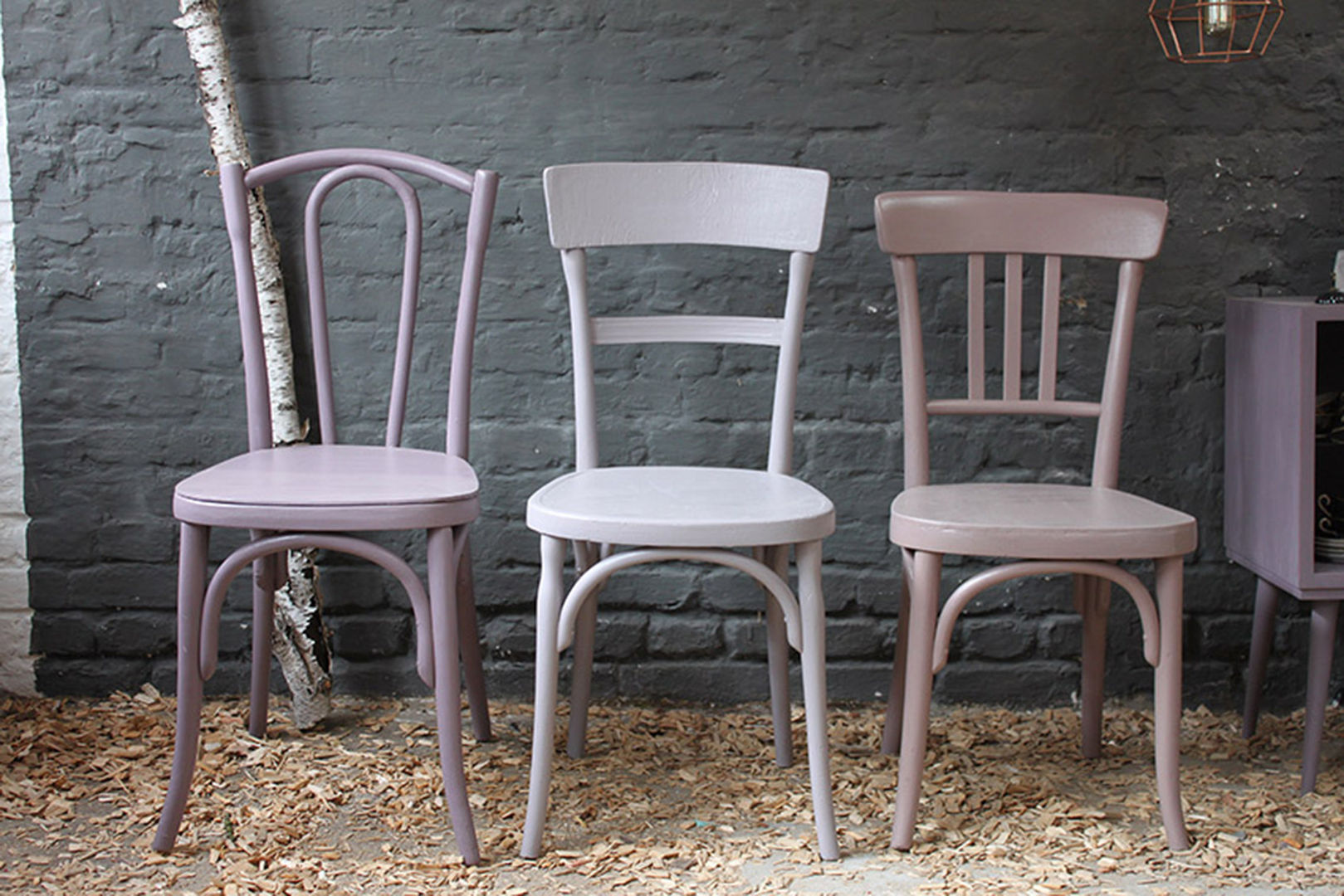 Vintage Purple Stühle WohnSchwestern Ausgefallene Esszimmer Holz Holznachbildung Stühle und Bänke