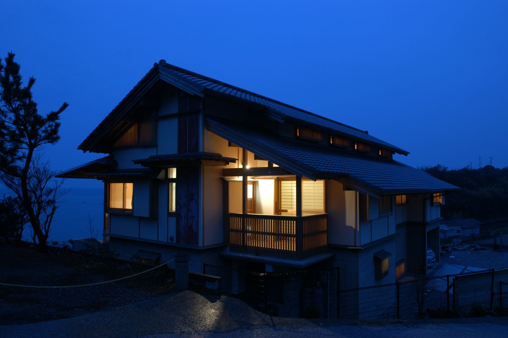 ., 徳弘・松澤建築事務所 徳弘・松澤建築事務所 Modern houses