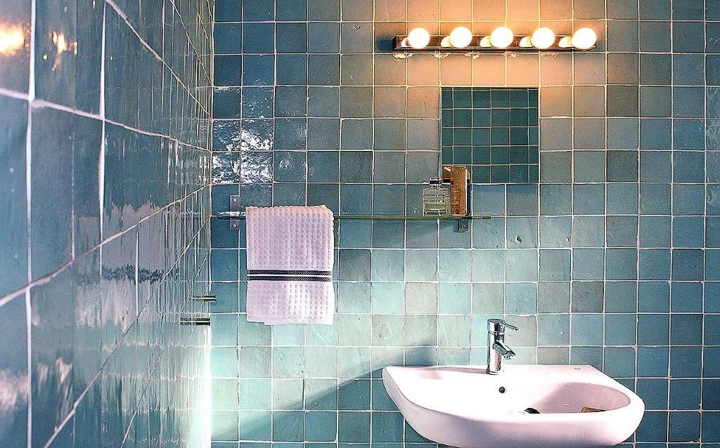 homify Baños de estilo mediterráneo