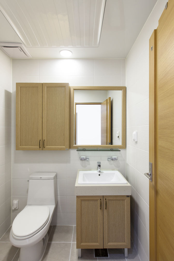 homify Modern Banyo