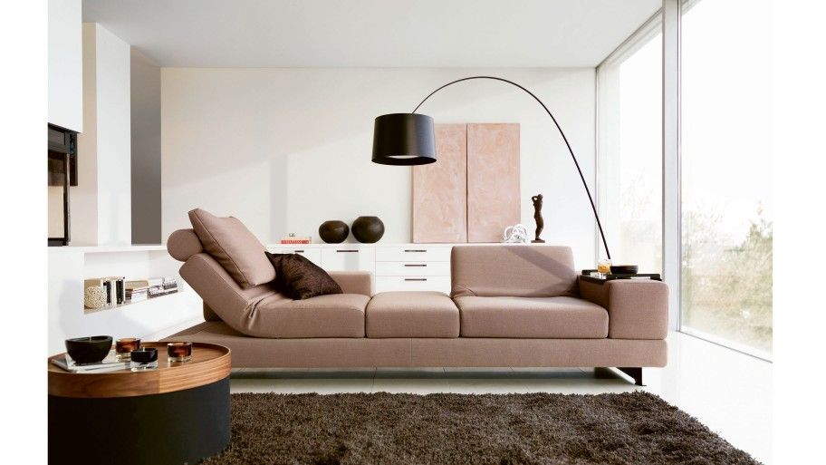 Lax, Design Lounge Hinke Wien Design Lounge Hinke Wien Minimalistische Wohnzimmer Textil Bernstein/Gold Sofas und Sessel