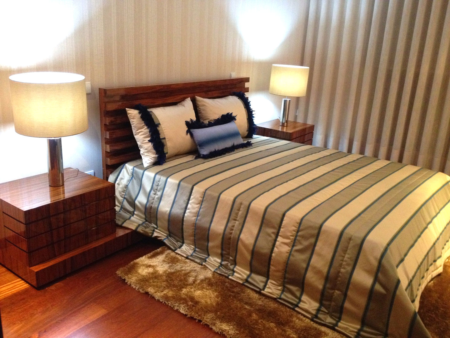 Varandas do Mar, Ricardo Rodrigues - Rio Designer Ricardo Rodrigues - Rio Designer Kamar Tidur Modern Kayu Wood effect