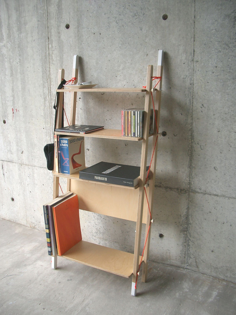 LADDER RACK - Double, abode Co., Ltd. abode Co., Ltd. Salas de estilo minimalista Estanterías