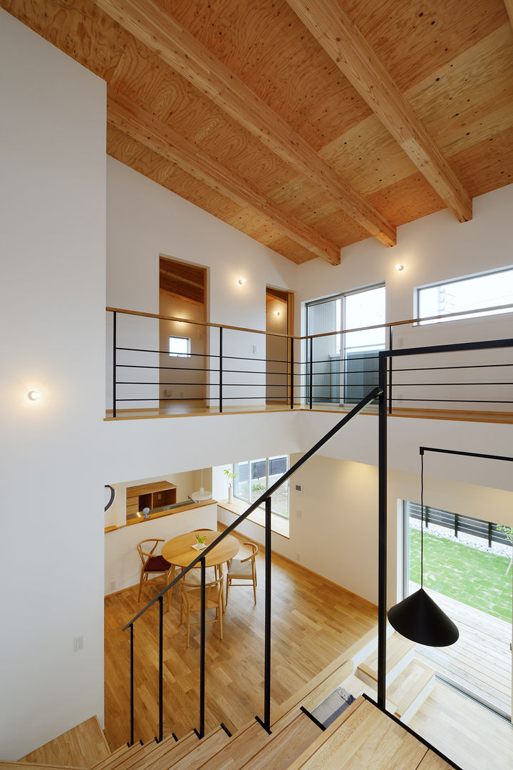 末広通の家, 株式会社kotori 株式会社kotori Modern Corridor, Hallway and Staircase