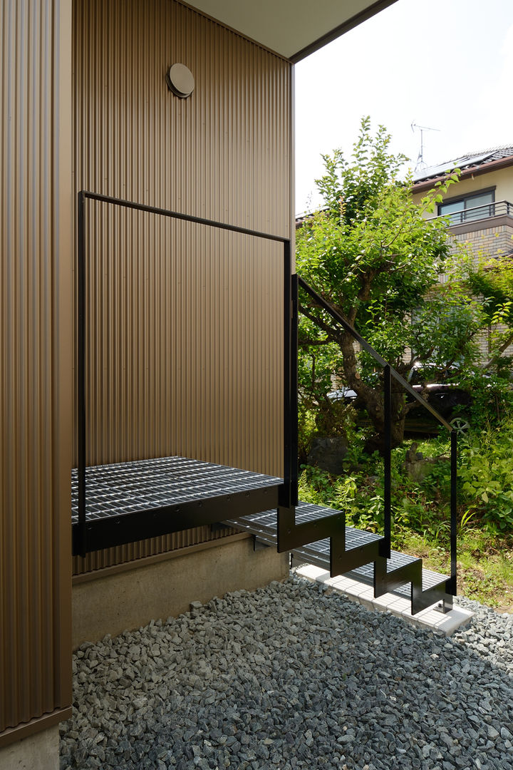 末広通の家, 株式会社kotori 株式会社kotori Ingresso, Corridoio & Scale in stile moderno
