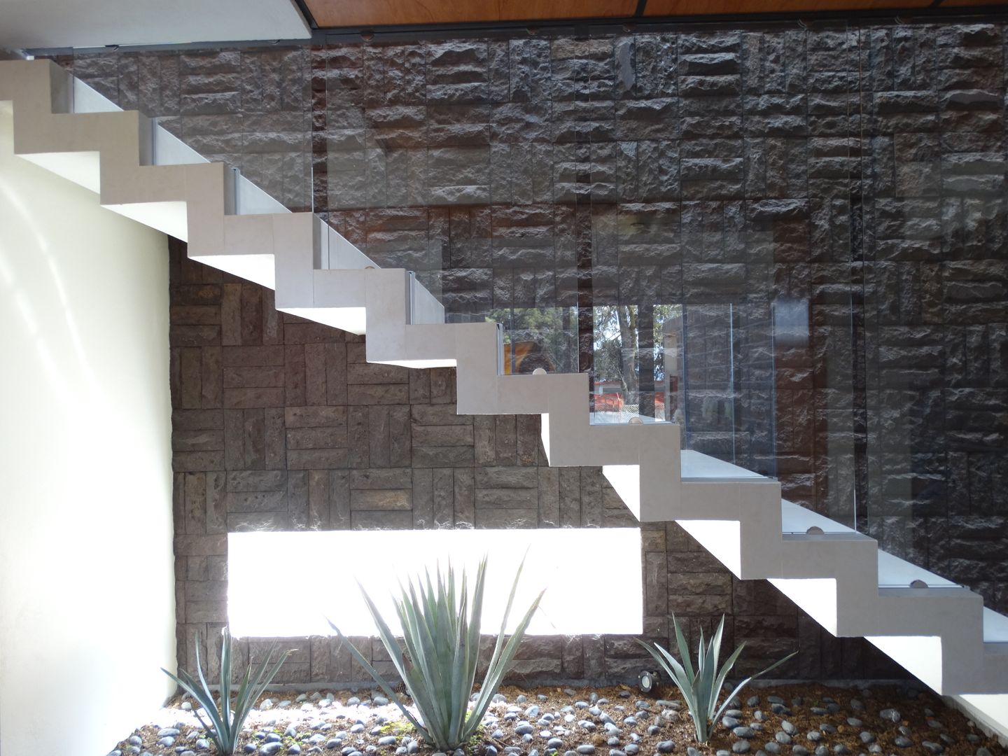 Proyecto Casa Moll , Home & House Studio Home & House Studio Country style corridor, hallway& stairs