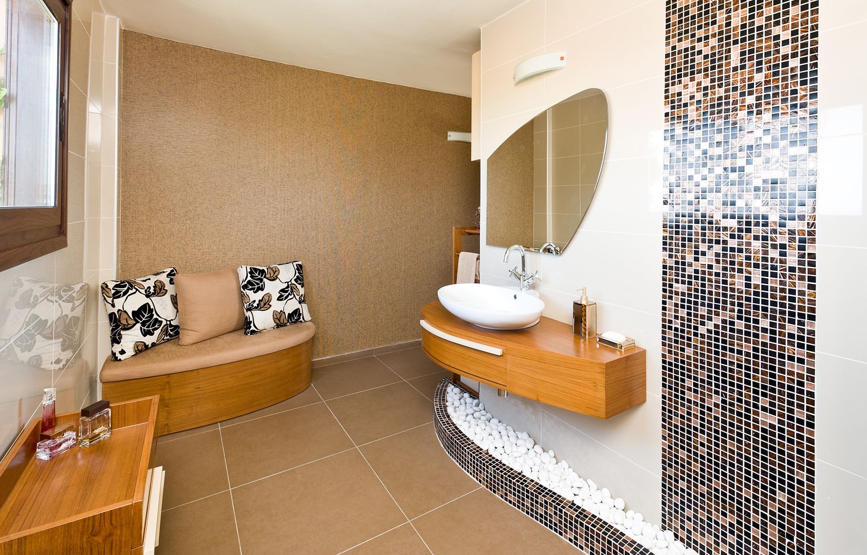 Bathroom / Girne / Cyprus, Şölen Üstüner İç mimarlık Şölen Üstüner İç mimarlık Moderne badkamers
