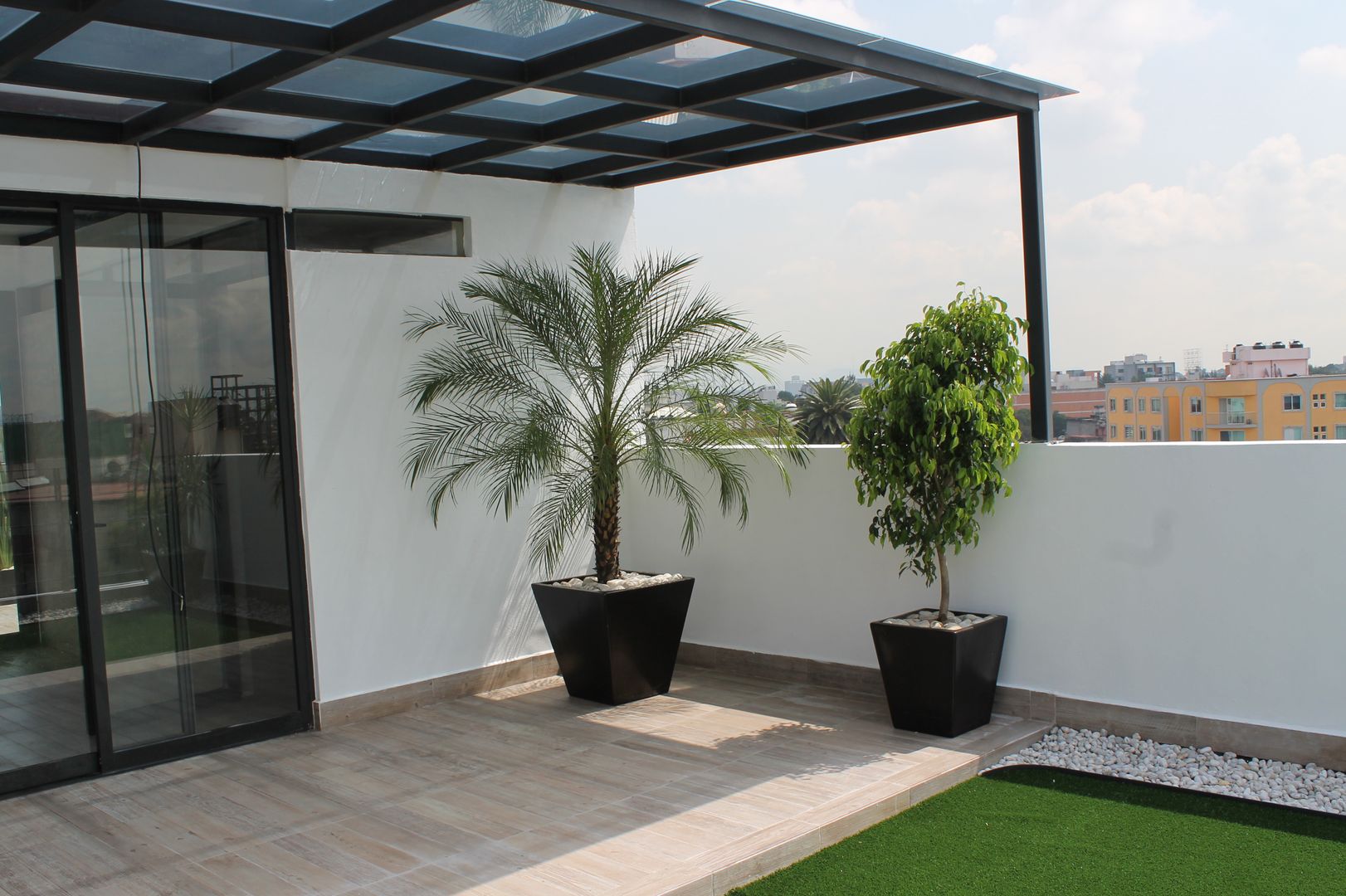 Increibles Roof Gardens, F.arquitectos F.arquitectos Modern balcony, veranda & terrace