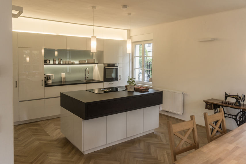 Umbau Einfamilienhaus in Eggenberg, Arch. DI Peter Polding ZT Arch. DI Peter Polding ZT Classic style kitchen