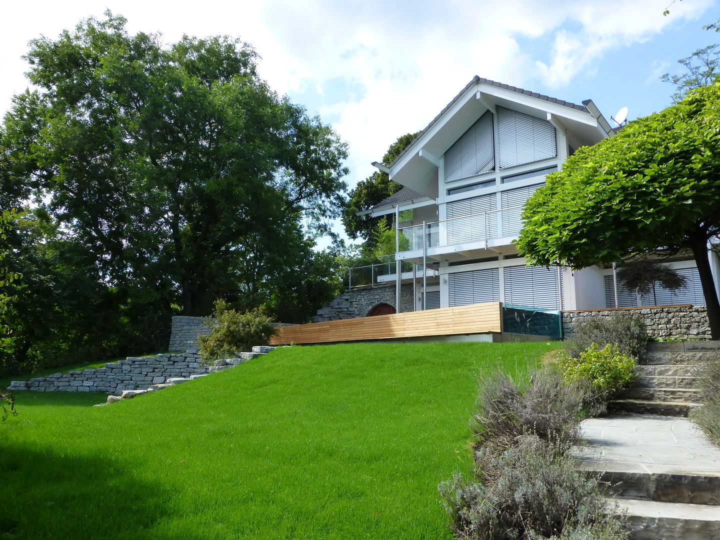 Garten in der Thermenregion, BEGRÜNDER BEGRÜNDER Giardino moderno