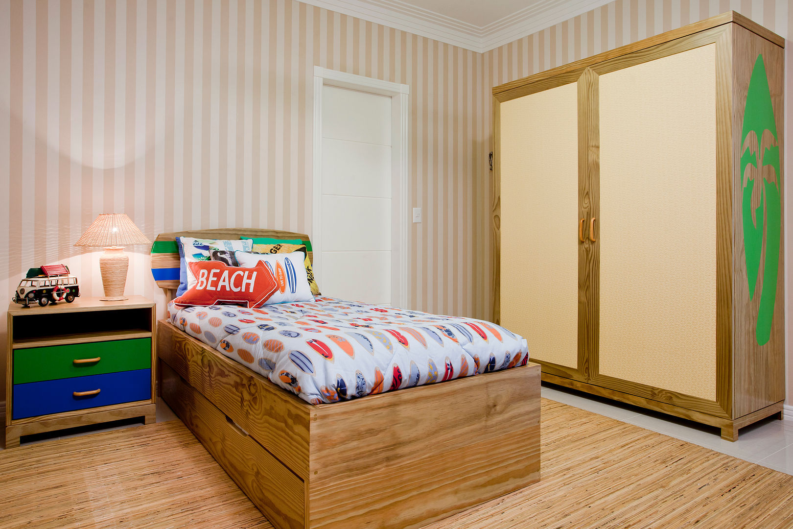 Suite do filho mais velho Karla Silva Designer de Interiores Quarto infantil tropical