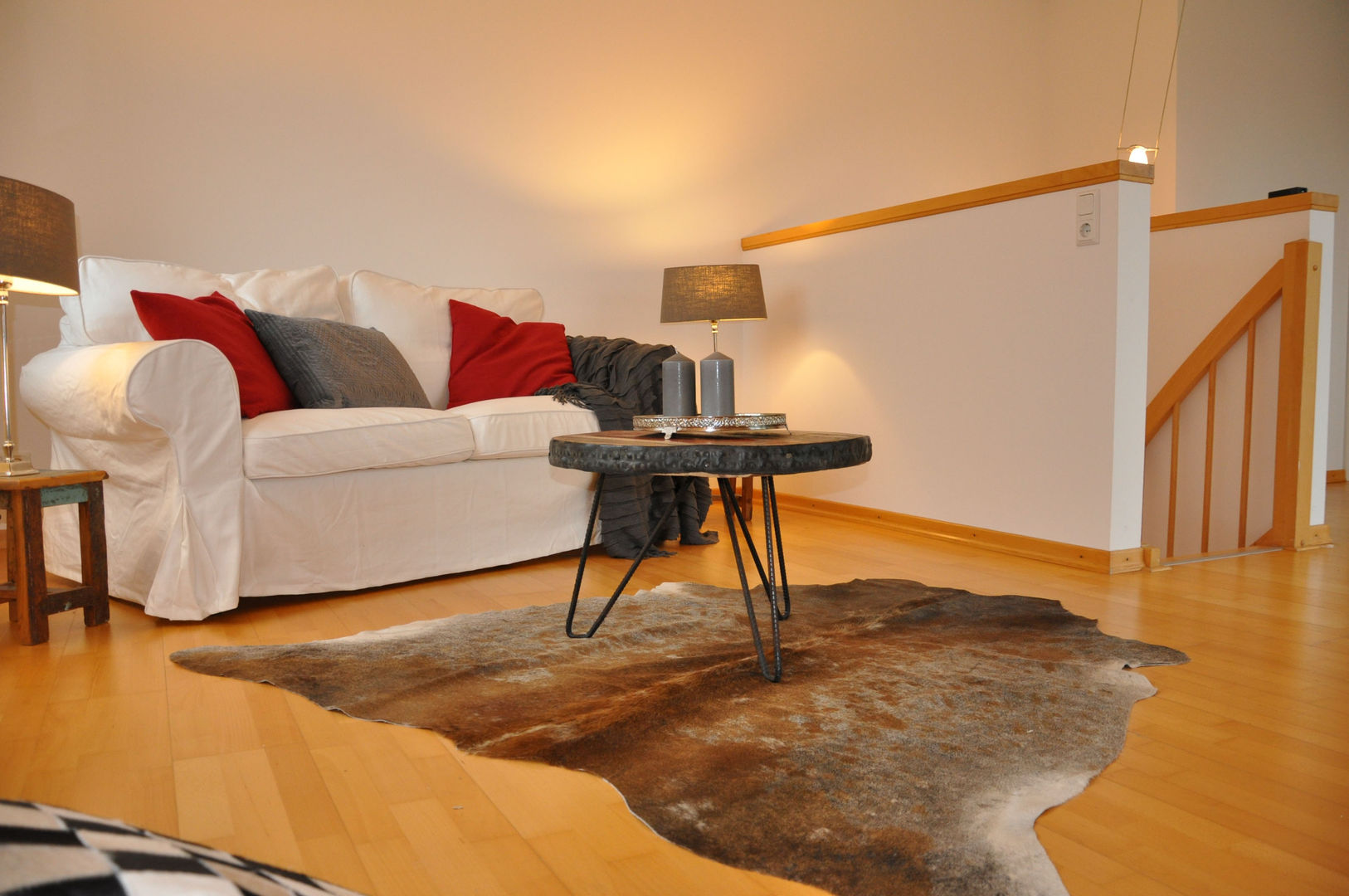 3-Zimmer-Maisonette-Wohnung in Hamburg-Marienthal, Optimmo Home Staging Optimmo Home Staging Soggiorno moderno