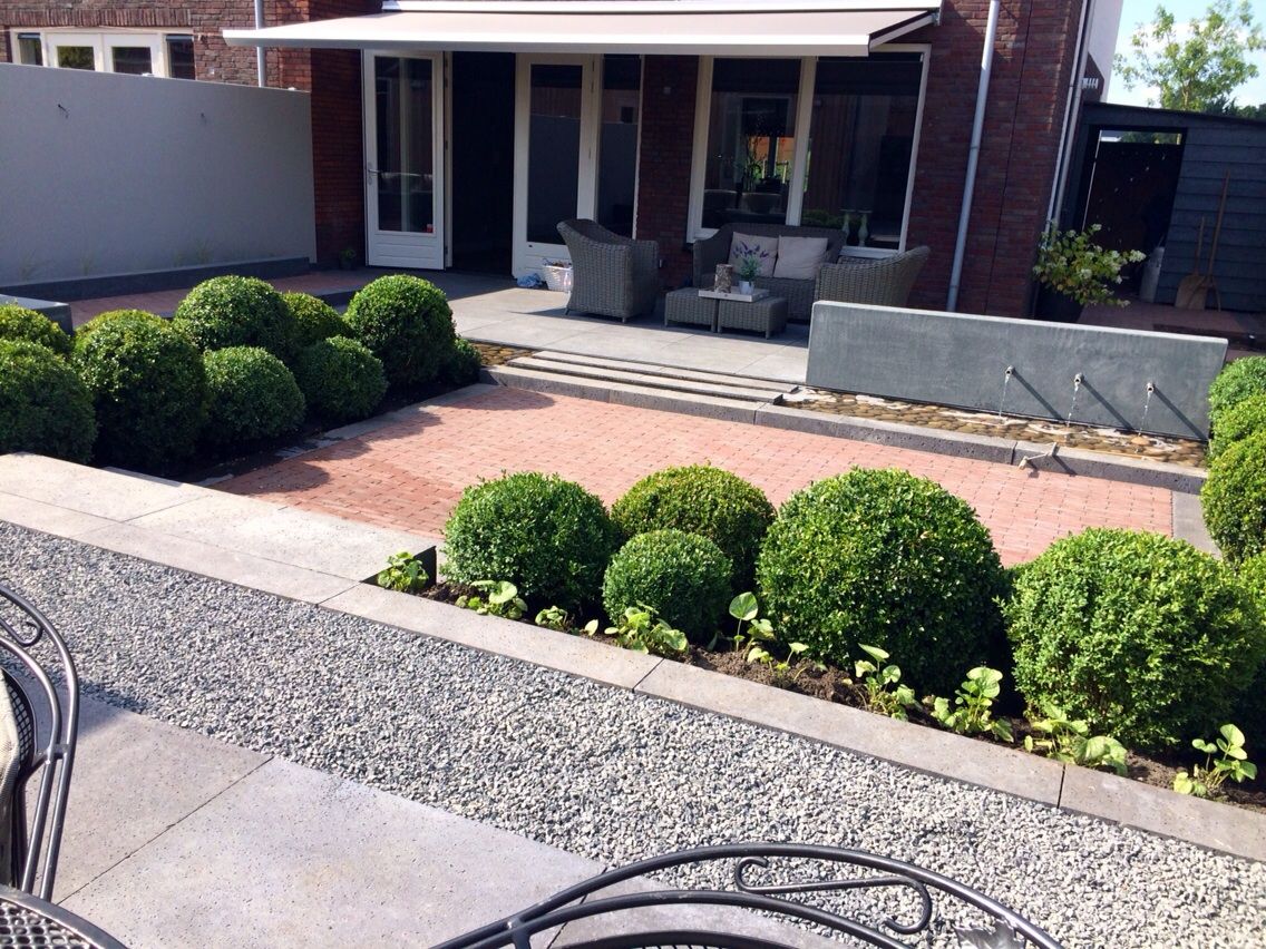 Tuin in Rhoon, Hoveniersbedrijf Tim Kok Hoveniersbedrijf Tim Kok Jardines de estilo moderno