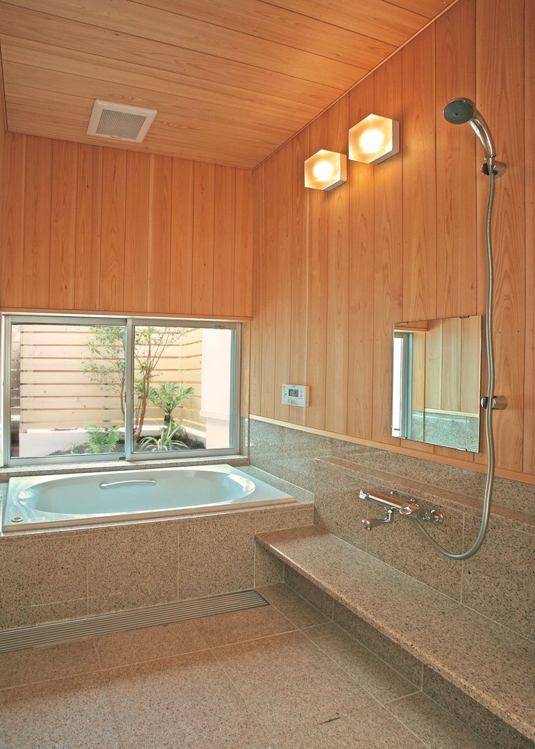 浴室 アンドウ設計事務所 モダンスタイルの お風呂