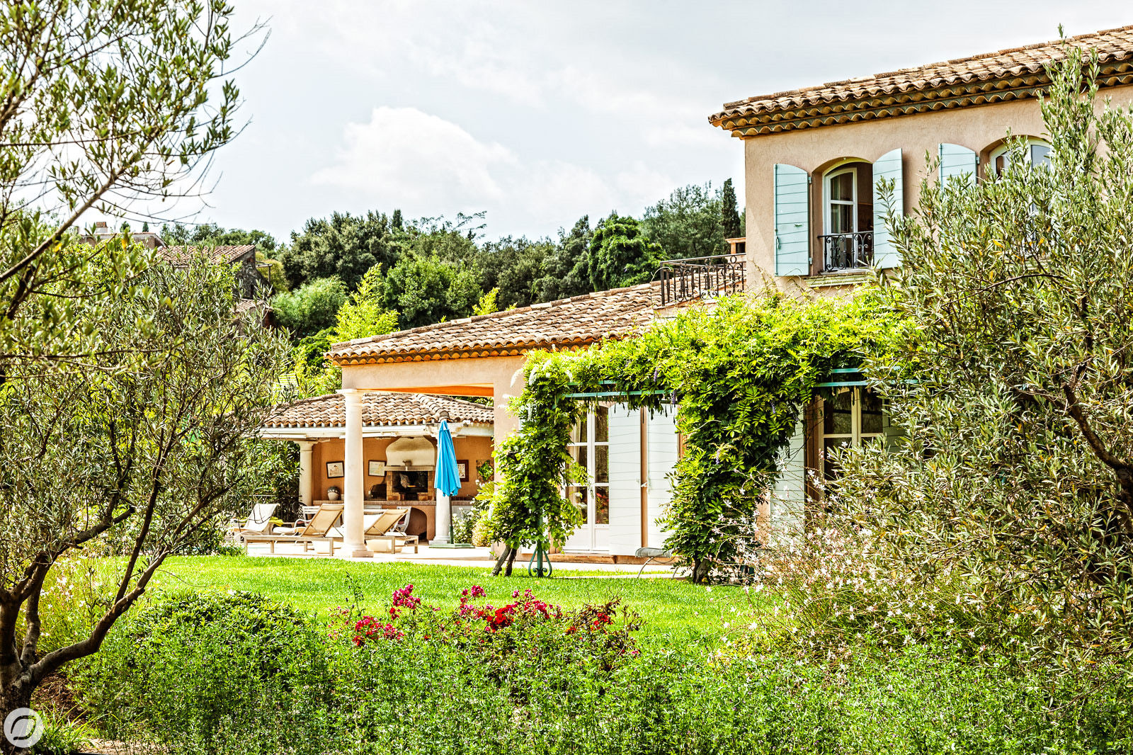 VILLA - GRIMAUD, PASSAGE CITRON PASSAGE CITRON Mediterranean style houses