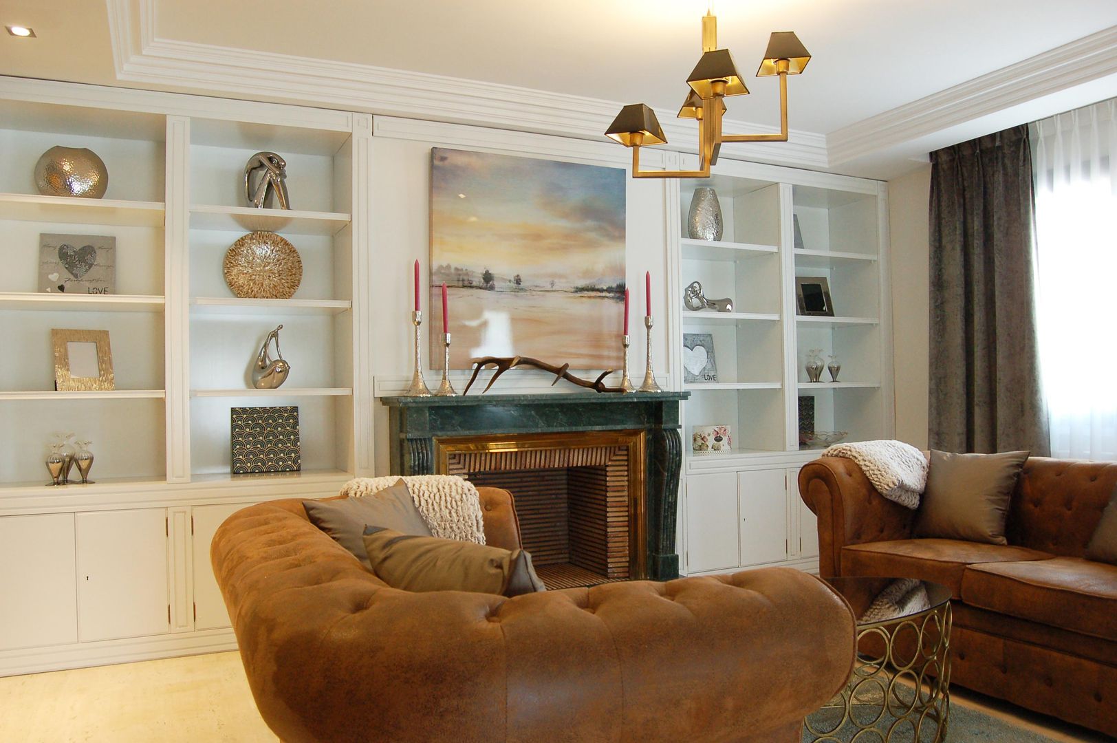 Vivienda en Villaviciosa de Odón, Madrid, FrAncisco SilvÁn CorrAl ArquitecturaDeInterior FrAncisco SilvÁn CorrAl ArquitecturaDeInterior Classic style living room