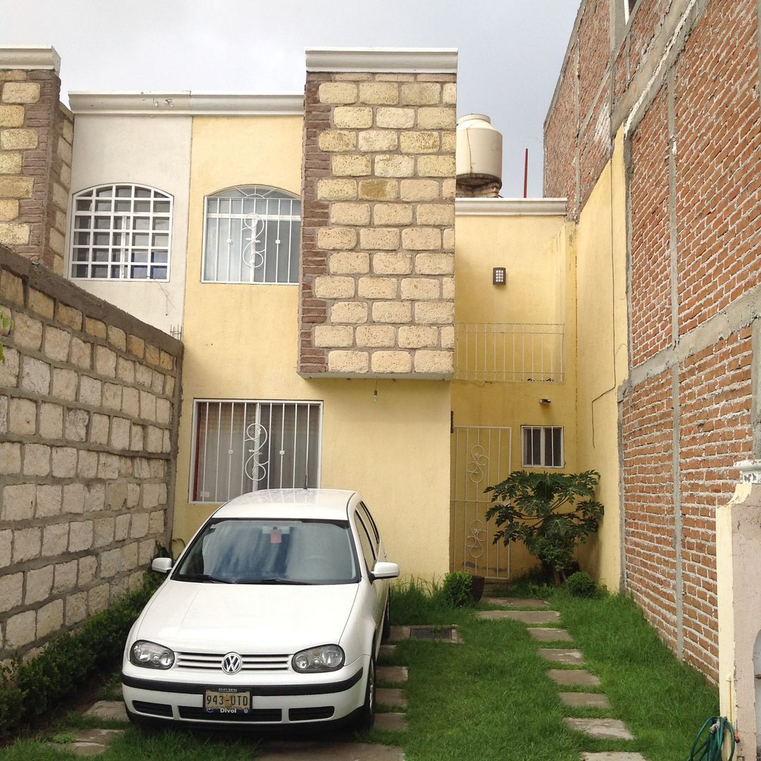 Remodelación casa Brisas del Carmen, FLORES ROJAS Arquitectura FLORES ROJAS Arquitectura