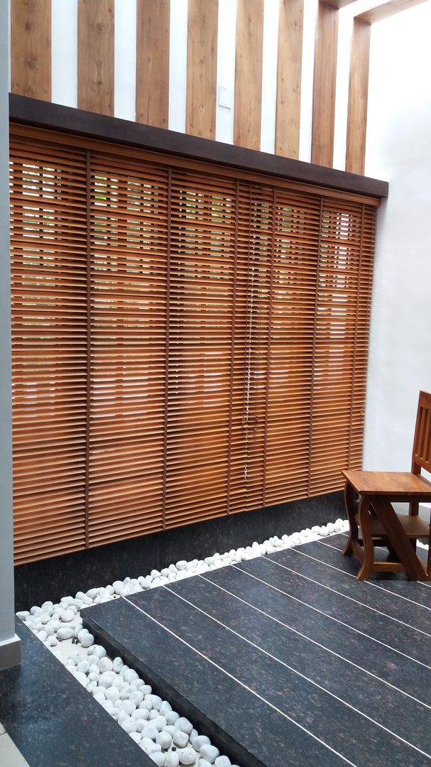 Wood venetian Blinds Clinque window blind systems Asian style window and door Blinds & shutters
