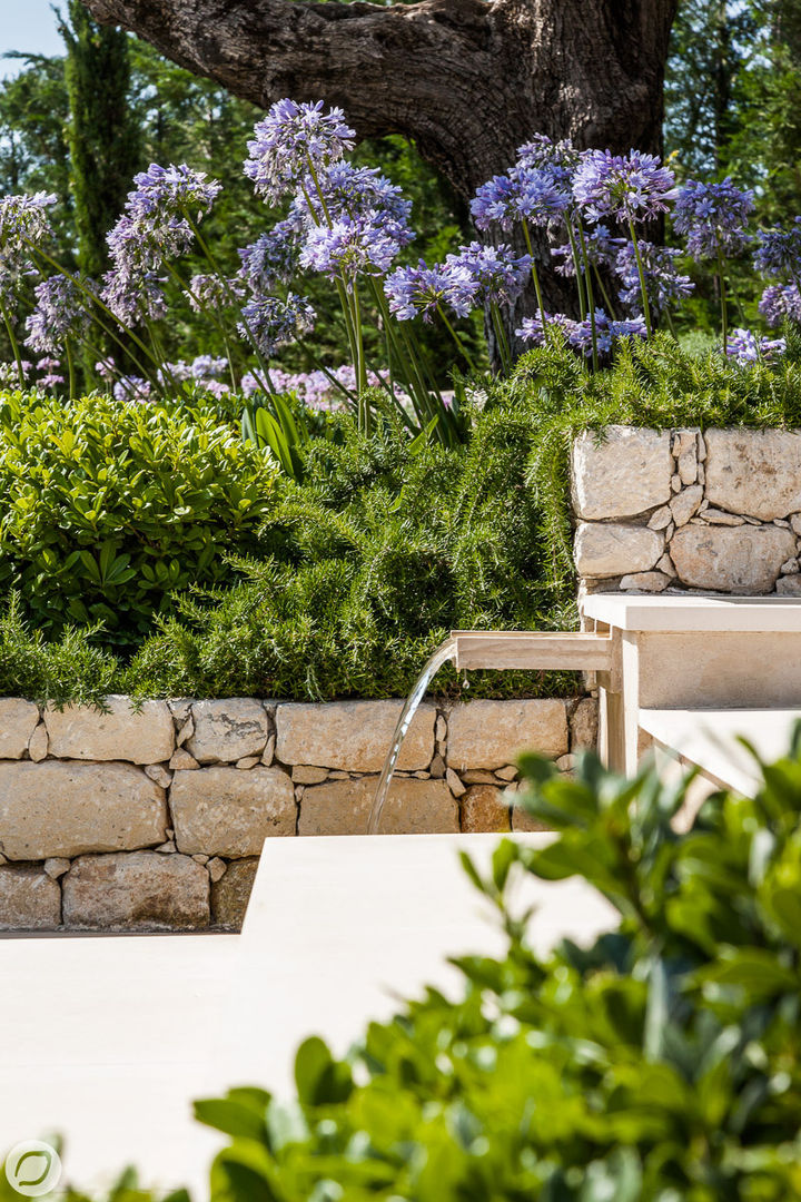 JARDIN - SAINT-TROPEZ, PASSAGE CITRON PASSAGE CITRON Walls