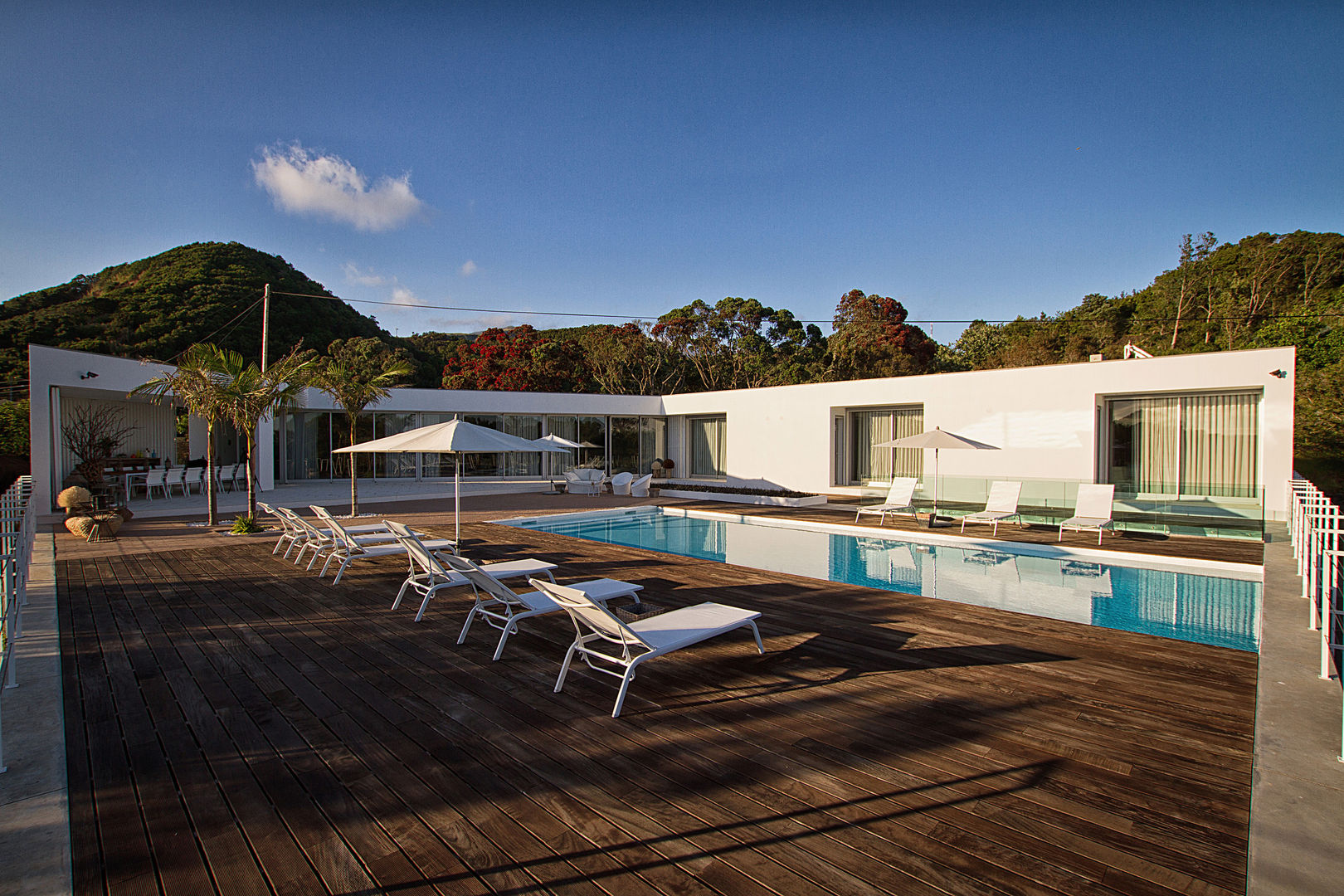 Caloura's House, Monteiro, Resendes & Sousa Arquitectos lda. Monteiro, Resendes & Sousa Arquitectos lda. Minimalist pool